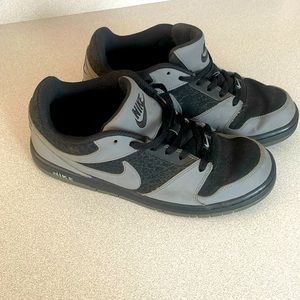 Nike Air Prestige IV black size 8.5